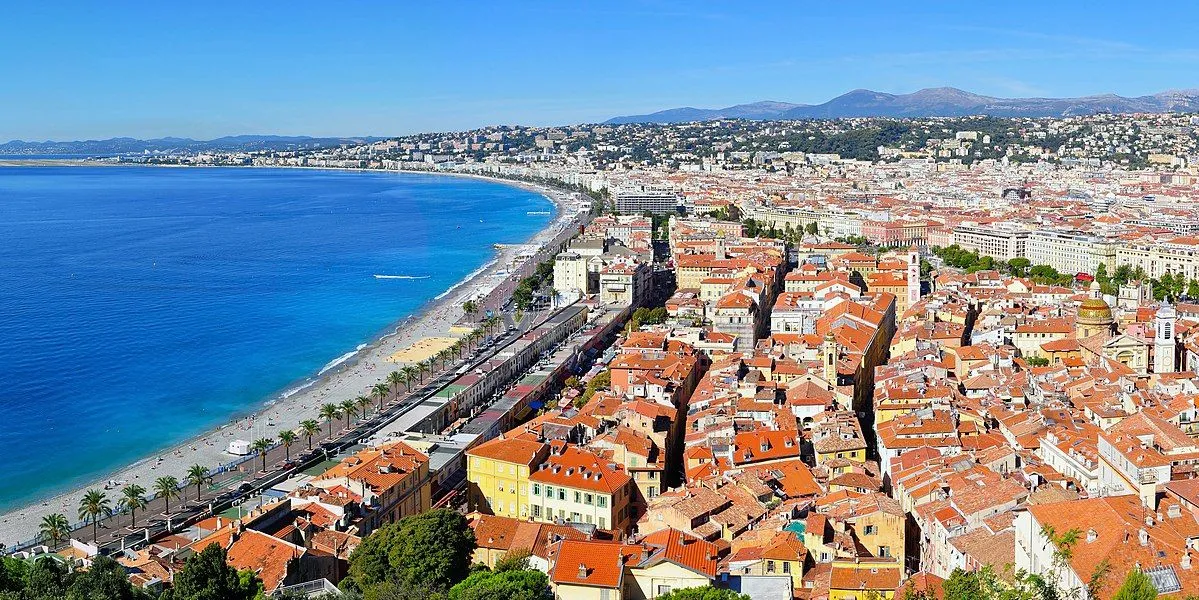 [Déménagement à Nice]