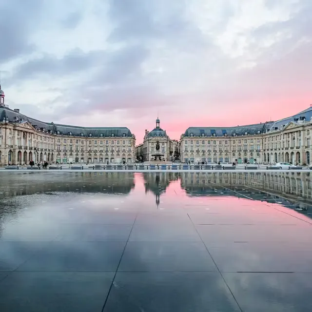 [Déménagement à Bordeaux]